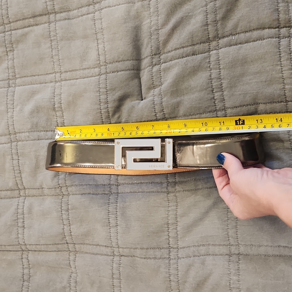 Versace Patent Leather Belt with Mirrored Buckle Size 80! - Picture 12 of 12